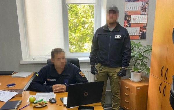 В Киеве на взятке задержали чиновника ГСЧС