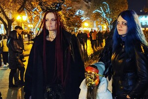 Ночь тыкв и жуткие образы: как одесситы отметили Хэллоуин