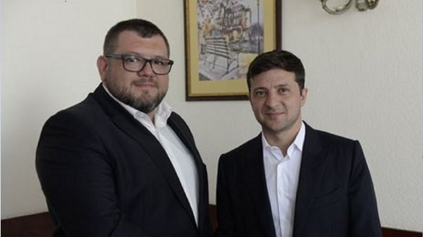 «Слуга народа» назвал «дебилами» полицейских, остановивших его автомобиль за нарушение ПДД