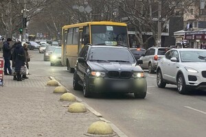 Парковка от Бога: свежая подборка наглых водителей в Одессе