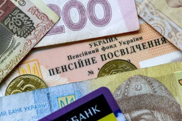 В 2022 году украинских пенсионеров ждут 12 этапов повышения пенсий