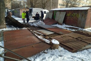 В Одессе начали демонтировать незаконные гаражи