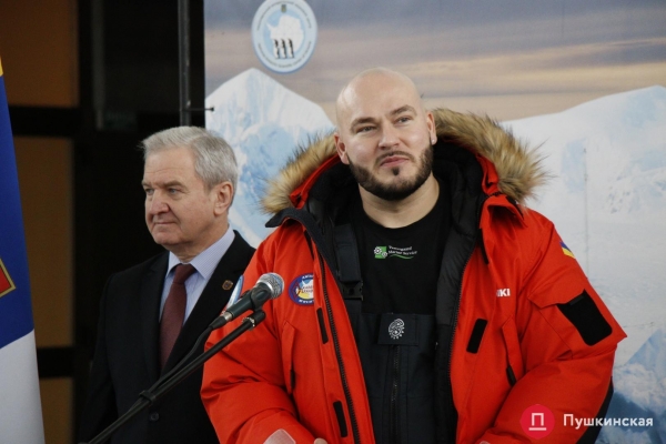 Ледокол «Ноосфера» уходит из Одессы в первый рейс: как он доберется до Антарктики и что будет делать. Фото