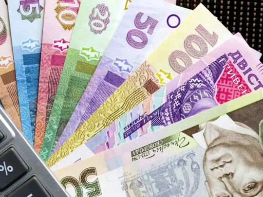 У зв'язку із зростанням мінімальної пенсії: названо групи пенсіонерів, хто отримуватиме до кінця року 3269 та 6442 грн щомісяця