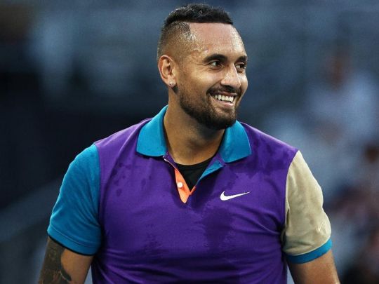 Захопив зненацька: відомий тенісист на Australian Open виграв розіграш, виконавши подачу поміж ніг