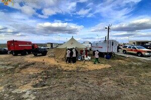 На границах с Румынией и Молдовой принимают беженцев: им все помогают На границах с Румынией и Молдовой принимают беженцев: им все помогают
