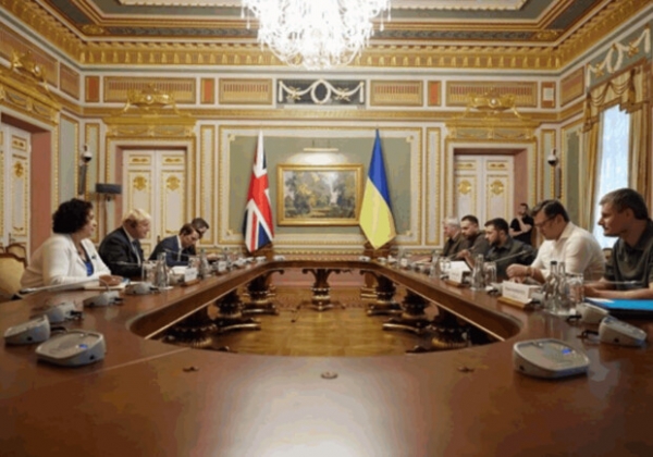 Что обсуждали премьер Великобритании с Владимиром Зеленским в Киеве