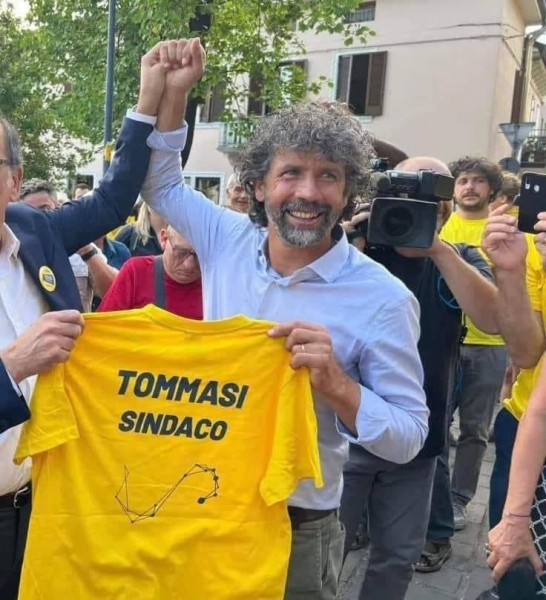 Чемпіон Європи з футболу на прізвисько Добра душа став мером міста в Італії