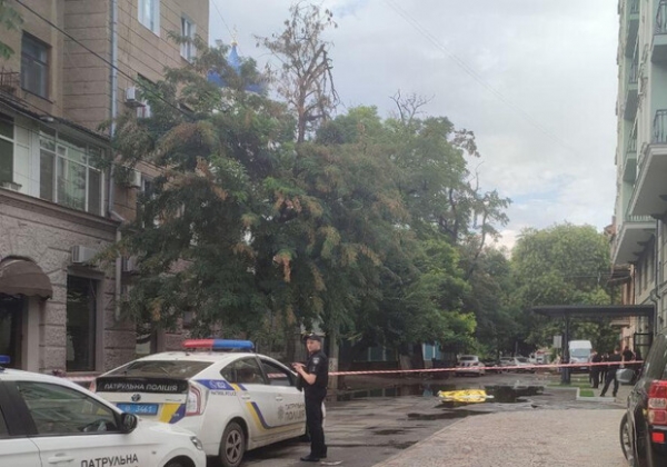 В центре Одессы нашли два трупа: один из мужчин выпрыгнул из окна