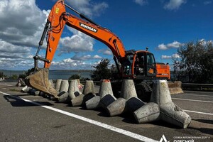 C дорог в Одесской области убирают ограничители, которые появились там из-за войны
