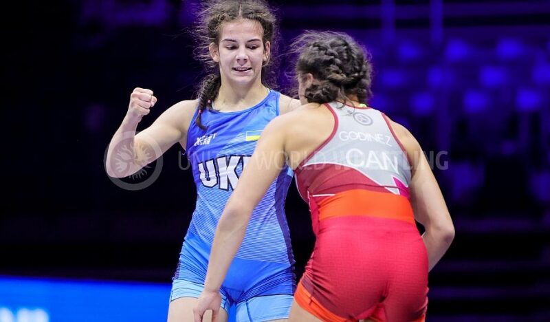 Українка Олександра Хоменець з&nbsp;травмою стала у&nbsp;19 років віцечемпіонкою світу з&nbsp;боротьби