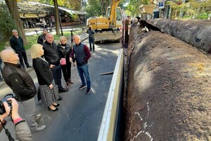На Александровском проспекте продолжается ремонт теплосетей 