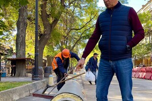 На Александровском проспекте продолжается ремонт теплосетей 