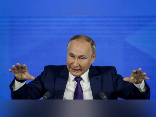 «путін, що з обличчям? Хіба таке майбутнє ти малював для своєї „Великої енергетичної наддержави“?» — Альфред Кох