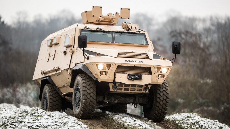 США, Німеччина та Франція вперше з початку війни погодилися надати Україні наступальні озброєння