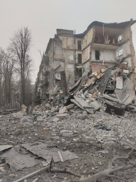 Окупанти завдали авіаудару по двох багатоповерхівках в Авдіївці (фото)
