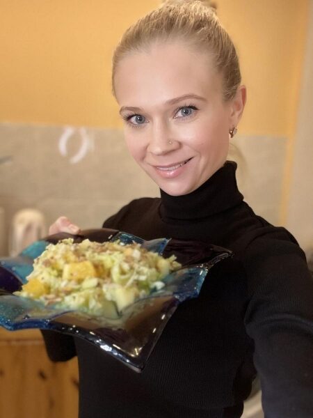 Салат з пекінської капусти, яблука та апельсину: ідеальний для вечері