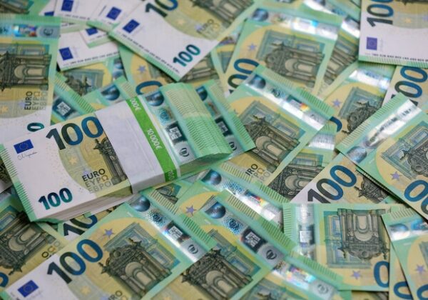 Курс валют в Украине 9 ноября 2023 года: сколько стоит доллар и евро Курс валют в Украине 9 ноября 2023 года: сколько стоит доллар и евро