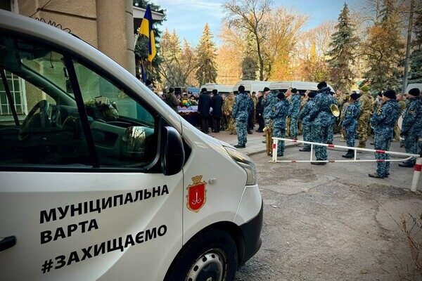 В Одессе простились с военным, который погиб на Запорожском направлении В Одессе простились с военным, который погиб на Запорожском направлении