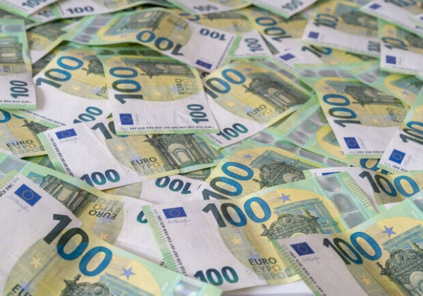 Курс валют в Украине 22 февраля 2024 года: сколько стоит доллар и евро