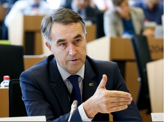 У Європарламенті нагадали про американський ленд-ліз для України: що запропонували
