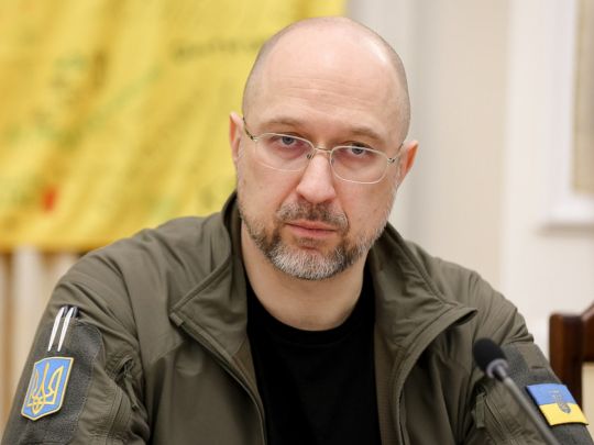 Шмигаль мав би піти у відставку через невиправдані польоти приватними літаками, — блогер