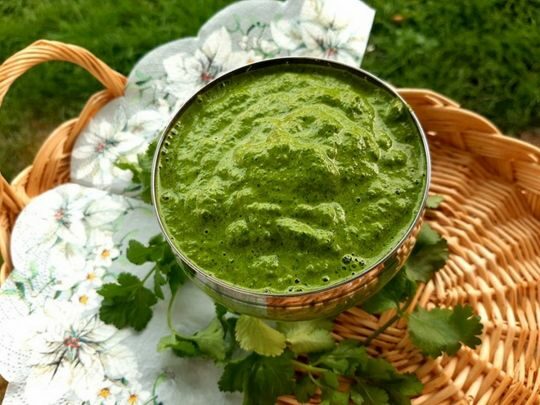 Соус із руколи та лайма: за бажання можна додати й іншу зелень