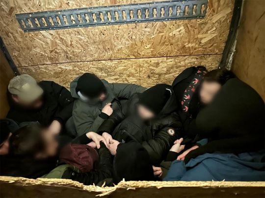 «Прикидалися» овочами: на Закарпатті прикордонники затримали групу ухилянтів