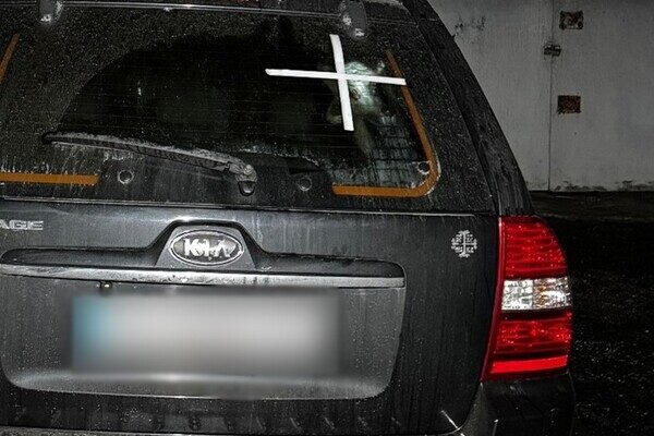 В Одессе две подруги на заказ поджигали автомобили В Одессе две подруги на заказ поджигали автомобили