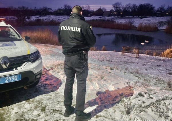 В Одесской области трое подростков провалились в пруд: продолжаются их поиски (обновлено)
