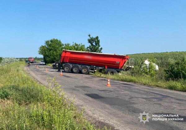 На трассе Балта – Кривое Озеро столкнулись грузовик и ВАЗ: водитель погиб На трассе Балта – Кривое Озеро столкнулись грузовик и ВАЗ: водитель погиб