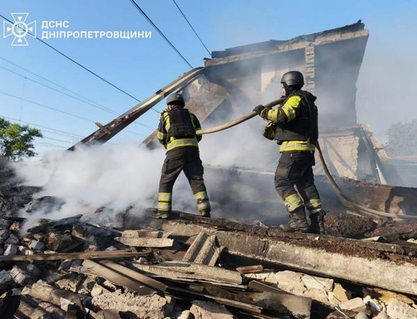 Атака на Україну: у Харкові пошкоджено супермаркет та автомийку, є постраждалі