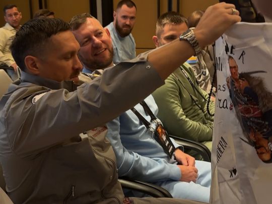 Десь я в ній з’явлюся: Олександр Усик отримав неочікуваний подарунок