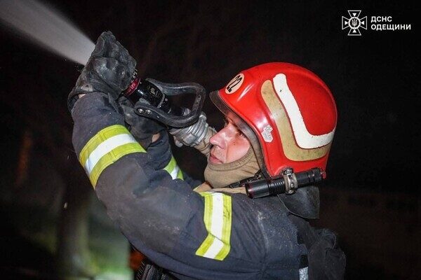 Массированная дроновая атака на Одесчину: под ударом оказались энергообъекты Массированная дроновая атака на Одесчину: под ударом оказались энергообъекты