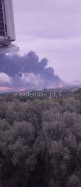 Українські безпілотники вдарили по двох НПЗ у росії (фото, відео)