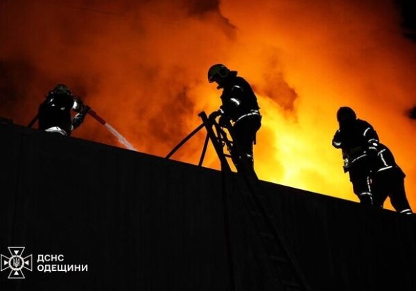 Россия атаковала Одесщину: ранены шесть человек, среди них — двое детей Россия атаковала Одесщину: ранены шесть человек, среди них — двое детей