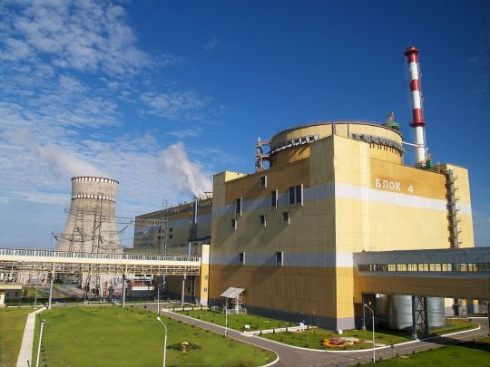 Світла побільшає: українські АЕС відновили електропостачання після російських ударів