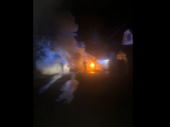 Під автівку заклали вибухівку: машина згоріла повністю — депутат дивом вижив