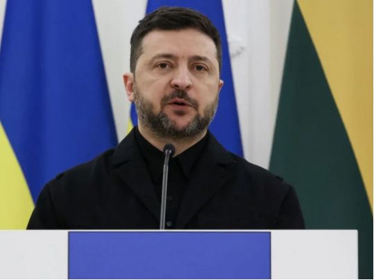 &laquo;Донбас не&nbsp;віддамо!&raquo;: Зеленський про переговори та&nbsp;безпеку України