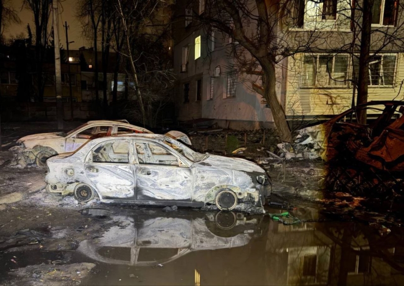 Масована атака на&nbsp;Дніпро: пошкоджено багатоповерхівки та&nbsp;навчальні заклади, є&nbsp;постраждалі (фото, відео)