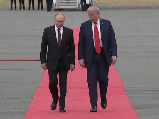 Подарунок для путіна: що означає запрошення кремлівського диктатора до Ради миру Трампа