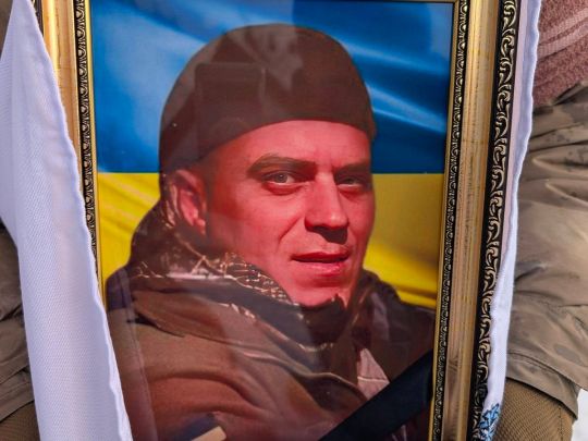 «Виховував двох донечок»: після 13 місяців невідомості солдат з Вінниччини повернувся додому «на щиті»