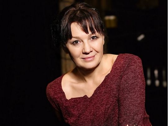 «Було два прильоти, все просто в руїнах»: відома акторка Лариса Руснак про випробування під час великої війни