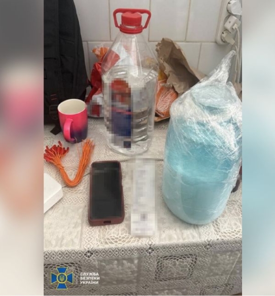 Готували серію терактів у Києві та Житомирі: зловмисниць затримали на етапі виготовлення бомби