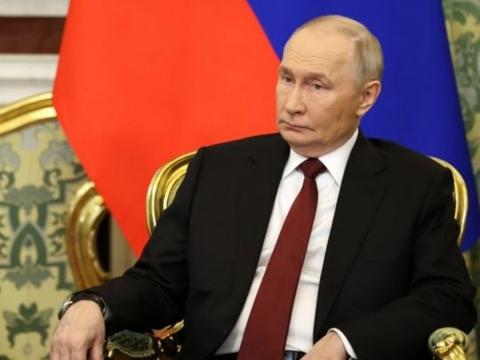 Маніпуляція «скрєпами»: кремль намагається відбілити себе на фоні скандалу з файлами Епштейна