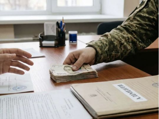 У Мін'юсті пояснили, за яких умов можуть позбавити відстрочки від мобілізації боржників за аліментами