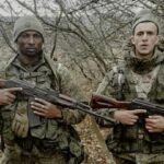 Обіцяли роботу, відправили в окопи: Гана намагається врятувати своїх людей з російської армії