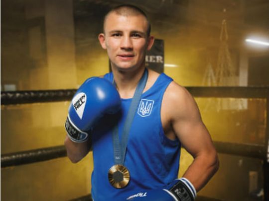 Олімпійський чемпіон Хижняк дебютує на профірингу під крилом Усика: відомі дата бою та суперник