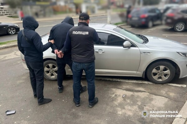 Дело на три тысячи долларов: в Одесской области разоблачили скандальную схему с участием работника ТЦК Дело на три тысячи долларов: в Одесской области разоблачили скандальную схему с участием работника ТЦК