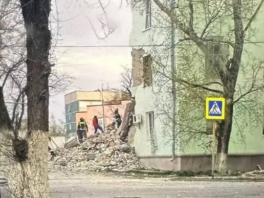 У росії дрони атакували Сизрань: людей витягують з-під завалів (відео)